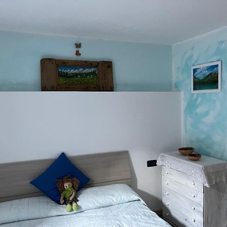 La Casa Di Pucci Nel Borgo Affrescato Di Parlasco Cortenova Eksteriør bilde